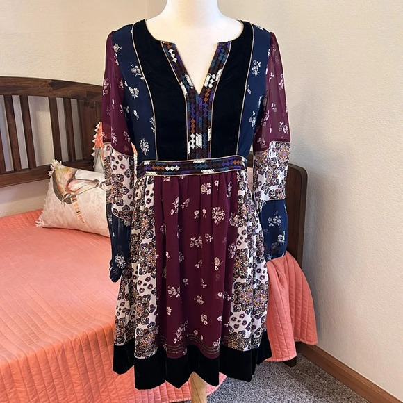 Anthropologie Dresses & Skirts - Anthropologie Multicolor Floral Dress